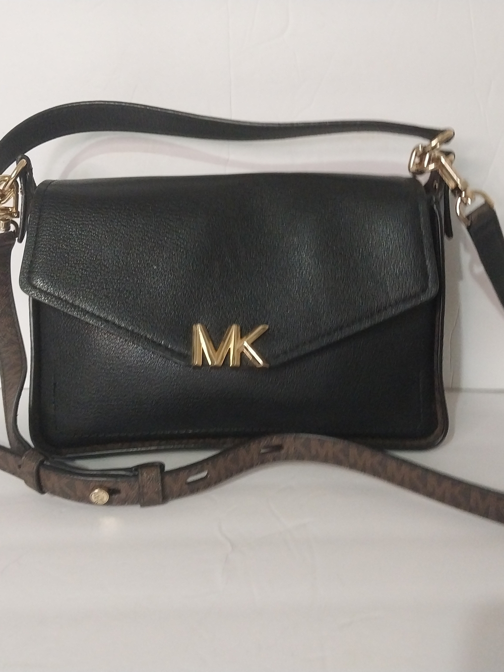 Michael Kors Black Leather MK Pochete Style Crossbody Hand Bag